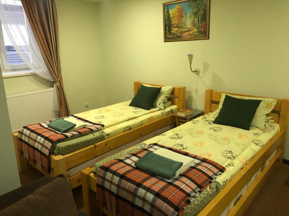 Apart Hotel Avinos Львов Экстерьер фото